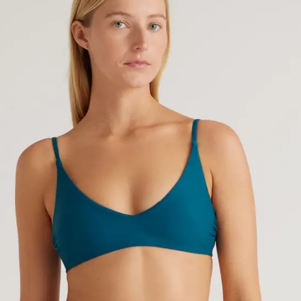 NWT Quince bikini in "teal"